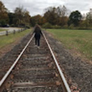 Meet your Posher, Ella